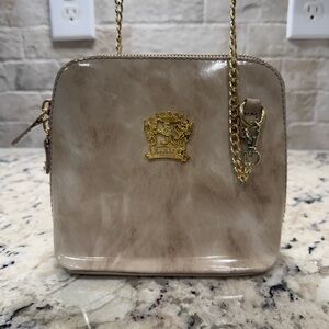 Elegant Beige Crossbody Bag